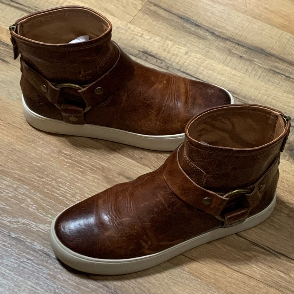 Frye Lena Harness Bootie Size 7.5